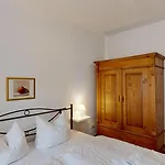 Apartment Strandblick 10 *