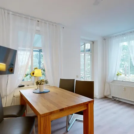 Strandblick 10 *